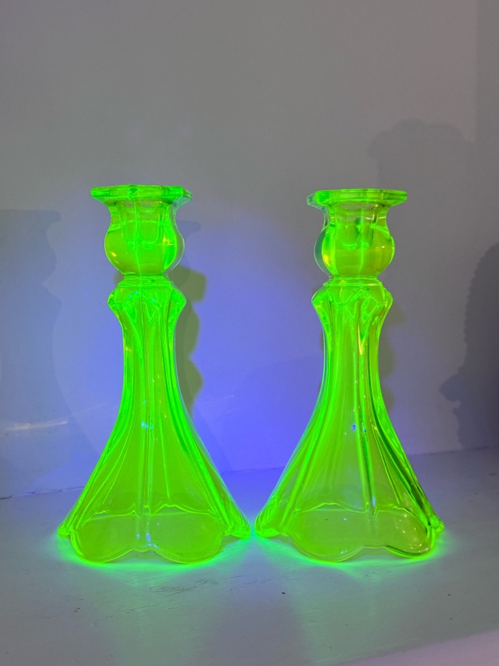 Vintage Mid 19th Century Canary Yellow Vaseline/Uranium Candlesticks ✨